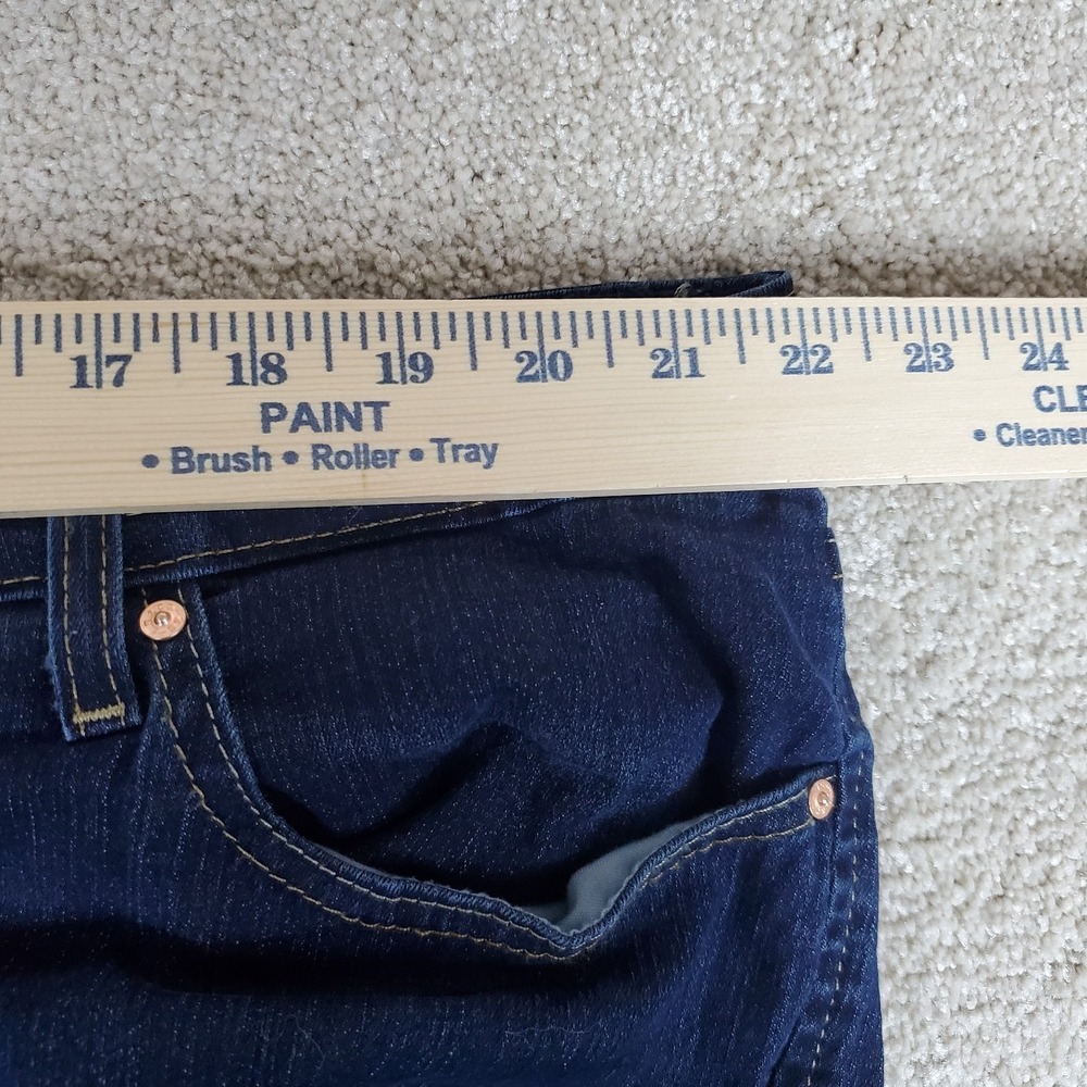 Levis Strauss Signature Women's Jeans  Size 26 Mid Rise Boot Cut SeeMeasurements - Picture 5 of 16